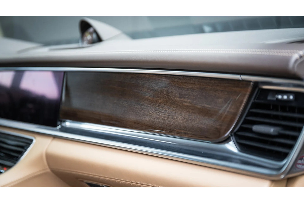 38617290-16.jpg