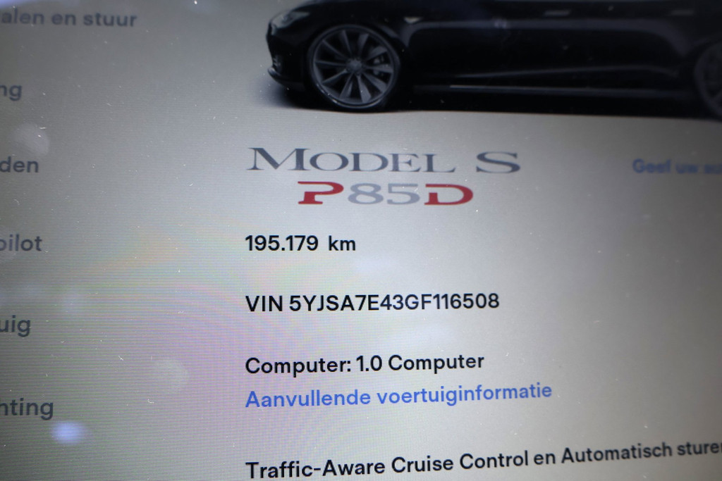 56255521-14.jpg